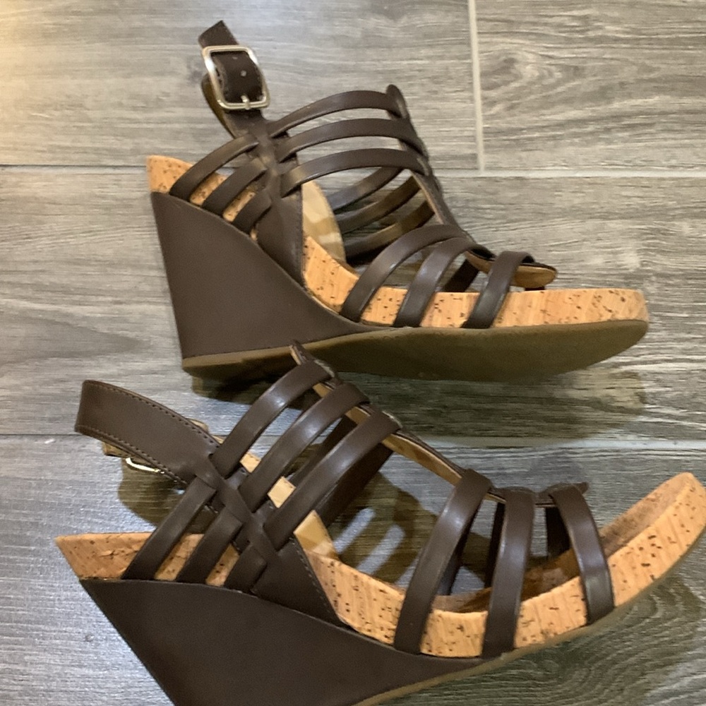 BCBGeneration BG-BEKKA Shoes - Picture 3 of 10
